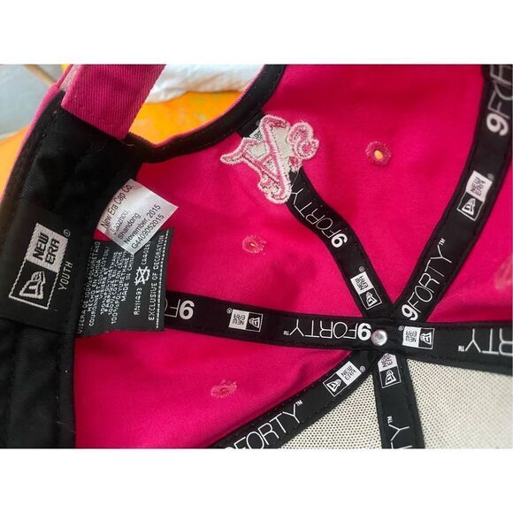 New Era A’s Oakland Baseball Adjustable Pink Hat - Picture 4 of 6